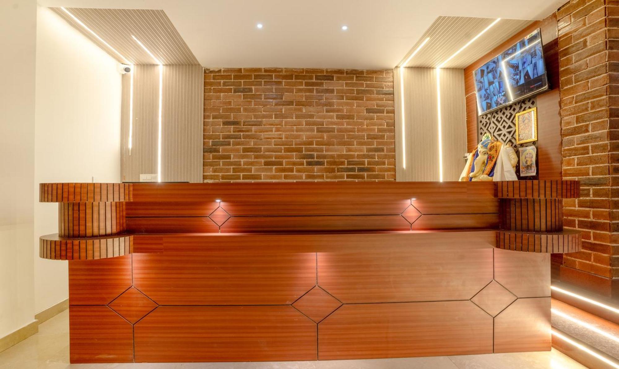 Itsy Hotels Meraki Grand, Mg Road جانجتوك المظهر الخارجي الصورة